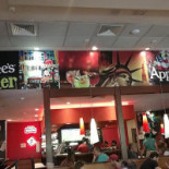 Applebee's Dentro
