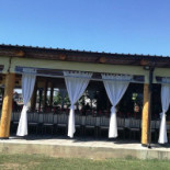Ava Lanches Exterior