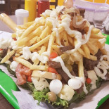 Ronaldinho Lanches E Transportes Nourriture