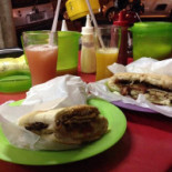 Din Burg's Ii Lanchonete Comida