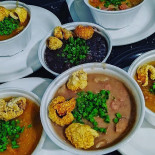 Mister Caldos Nourriture