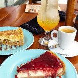 Petroskoffee Nourriture