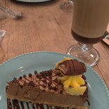 Petroskoffee Nourriture