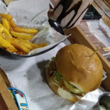 Pop's Burger Nourriture