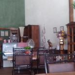 Magrella's Dentro