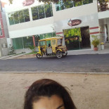 Capuxu outside