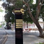 Capuxu outside