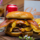 Kinder Burger Nourriture