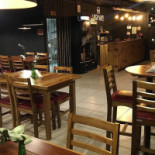Highway Gastro Pub À l'intérieur