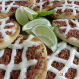 Colonial Esfiharia Comida
