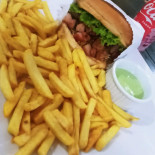 TÁta Lanches Nourriture