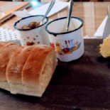 Unser Haus Nourriture