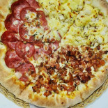 Gulas Pizzaria Nourriture