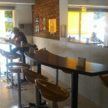 Domo Shake E Burger Dentro