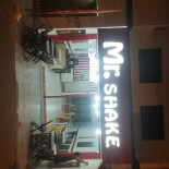 Mr. Shake Propriá Dentro