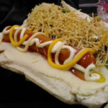 Na PraÇa Hot Dog Comida