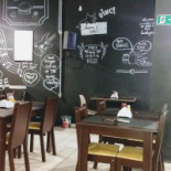 Dc Burger À l'intérieur