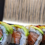 Danzō Sushi Comida