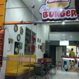 Chef Burger Exterior