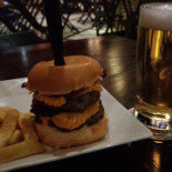 Fefa's Burger Nourriture