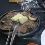 Braseiro E Petiscaria Comida