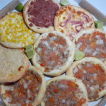 Pizzaria E Esfiharia Tá Em Casa Nourriture