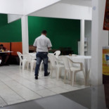 Zero Grau Lanches E Grelhados. À l'intérieur