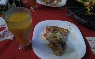 Churrascaria E Pizzaria Moinhos food