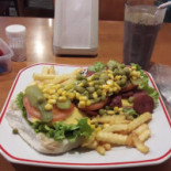 Lili Lanches Comida