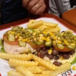 Lili Lanches Comida