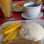 Lili Lanches Comida