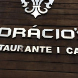 Horacio's E Café Logo