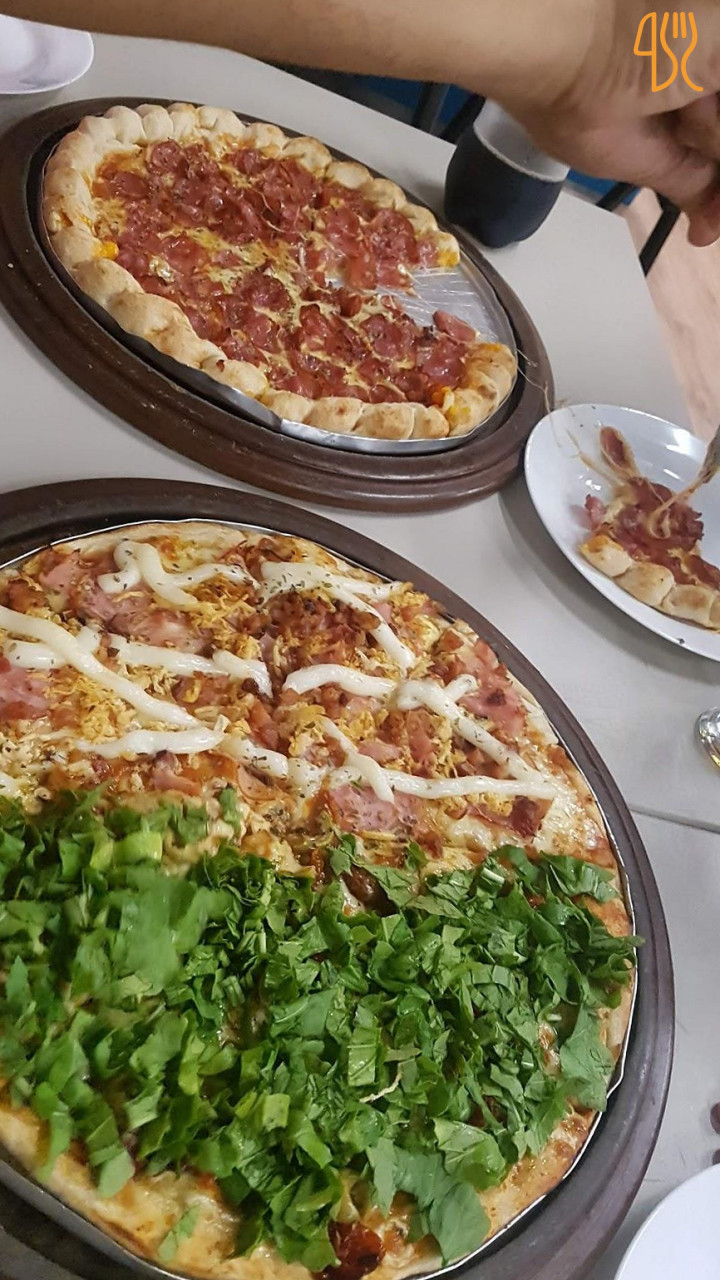 Dom Pizzaria E Chopperia Comida