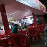 Bozó Lanches À l'intérieur