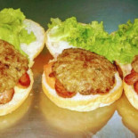 Bozó Lanches Nourriture