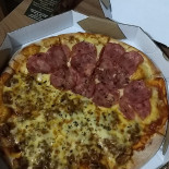 Coliseu E Pizzaria Comida