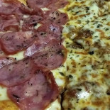 Coliseu E Pizzaria Comida