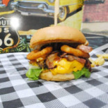 Lanches Do Tuta Comida