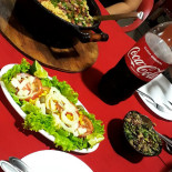 Mega Pizzaria Nourriture