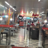 Bob's Dentro