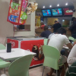 Sidão Burger À l'intérieur