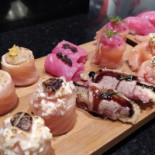 Gin Sushi Delivery Comida