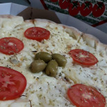 Pizzaria Bom Sabor food