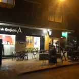 Bella Pizza À l'intérieur