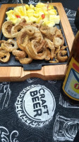Deck's Pub food