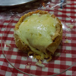 Lanches Saltenha Nourriture