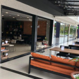 Weknd Café Extérieur