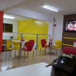 Pizzaria Monte Carlo À l'intérieur