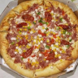 Lucia Pizzas Nourriture