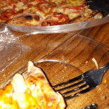 Los Hermanos Pizzaria Nourriture